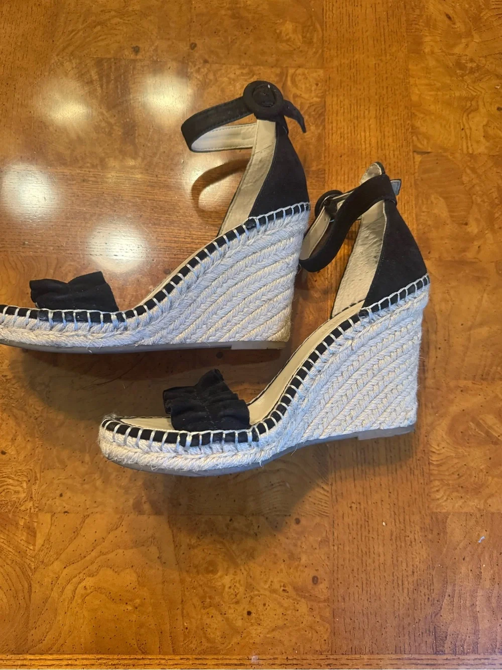 Marc Fisher Black Suede Espadrille Ruffle Strappy Wedge Sandals Size 6